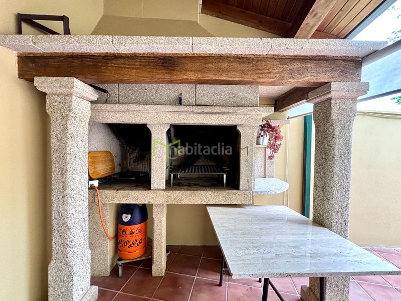 Foto 2db89d46-22cd-4362-af73-0a605b7fa42e. Casa amb calefacció aparcament a Bertamirans Ames