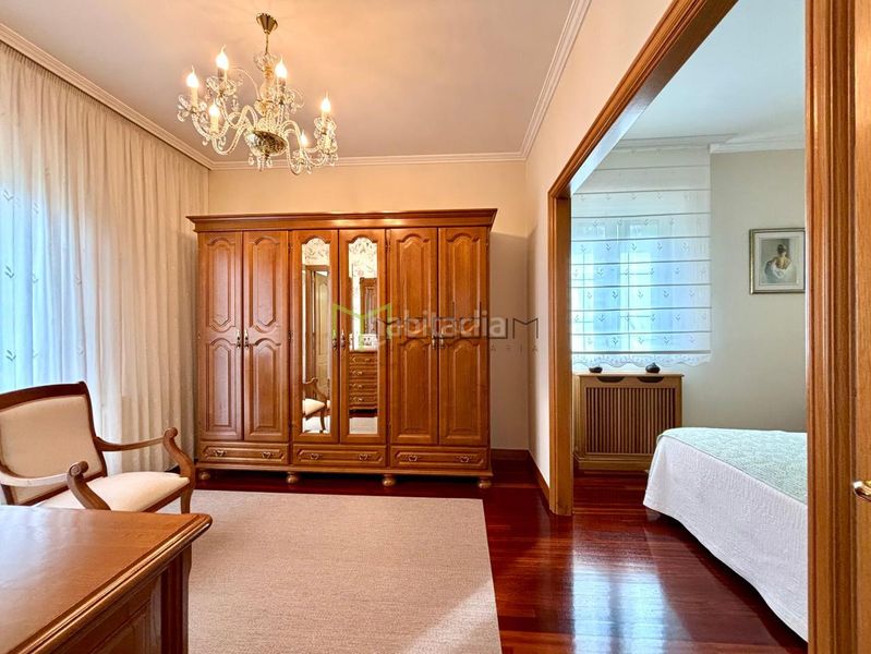 Foto 3bc9323d-e1f5-4b98-8604-04e7a42f70f4. Casa amb calefacció aparcament a Bertamirans Ames