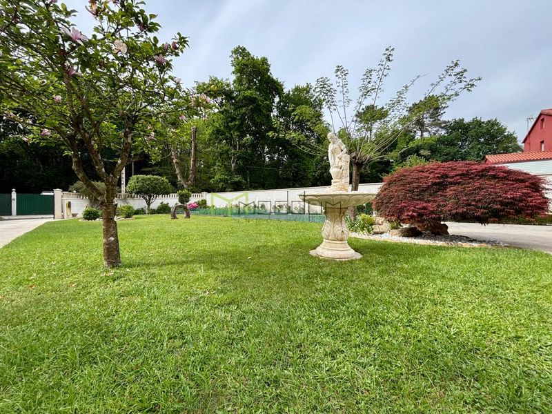 Foto 6a40212d-5b44-4cb1-96c8-588485e5ebf0. Casa amb calefacció aparcament a Bertamirans Ames