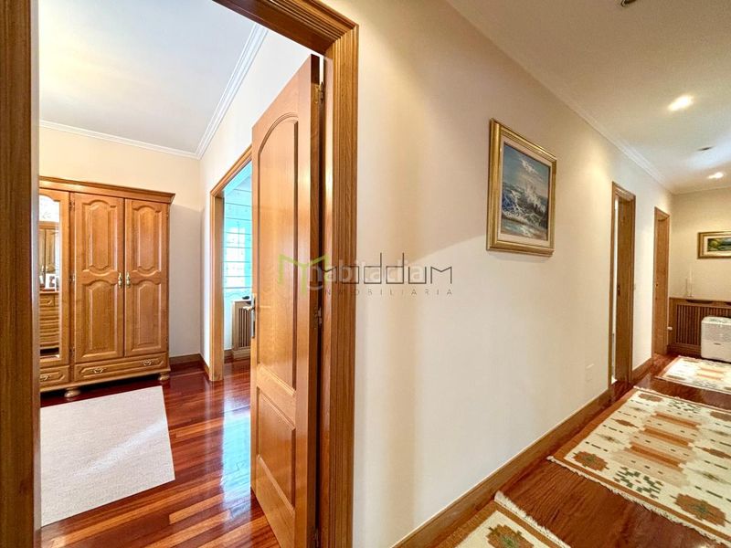 Foto 95f0f3a6-5d3a-4a9f-be04-06ee3278c978. Casa amb calefacció aparcament a Bertamirans Ames