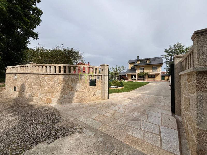 Foto b0307437-f83a-4d61-a8c6-bc902401e812. Casa amb calefacció aparcament a Bertamirans Ames