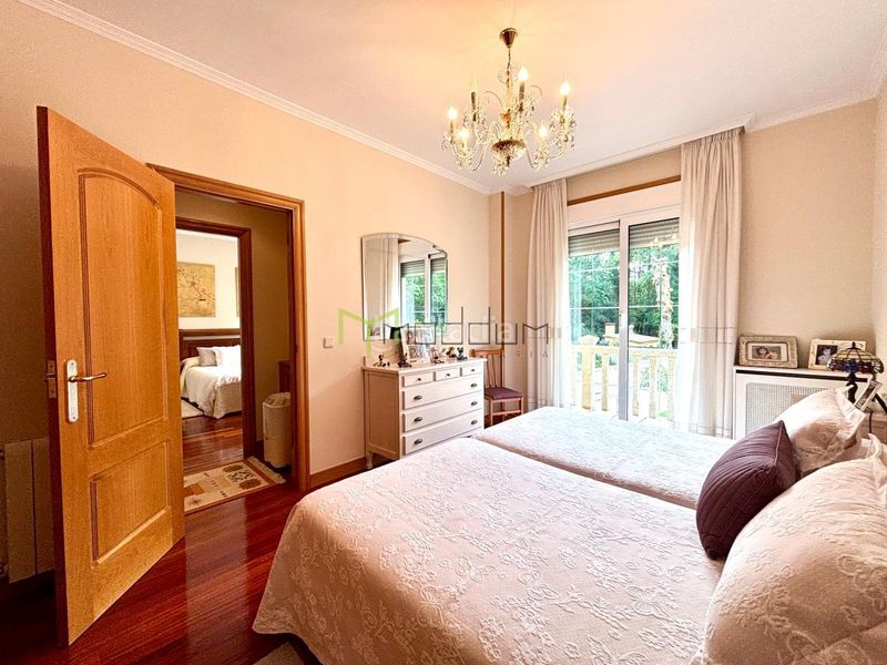 Foto bda522d6-7ff7-4973-a826-7069f6020ef1. Casa amb calefacció aparcament a Bertamirans Ames