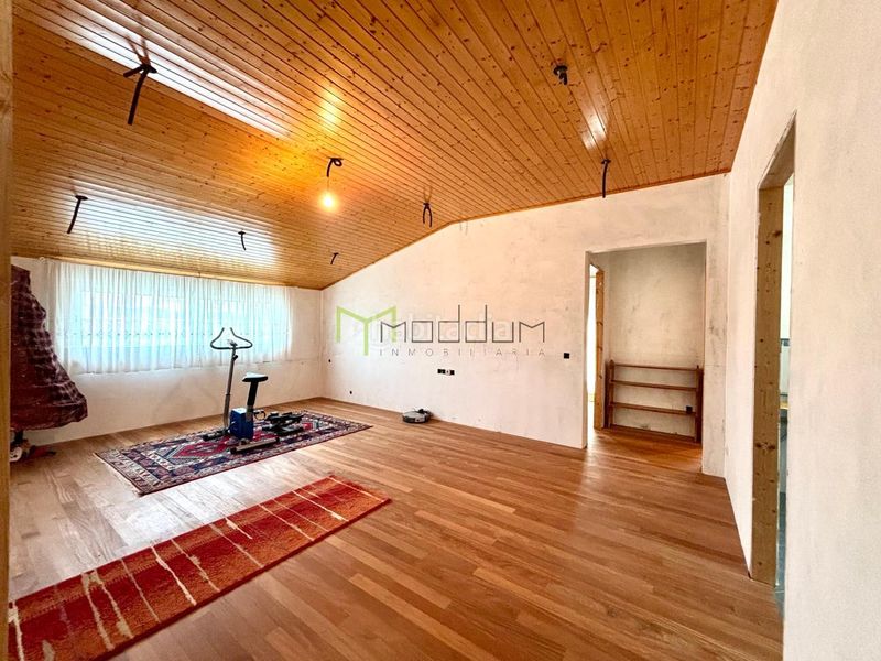 Foto d8a6eafd-5f0a-4ca1-8948-618c44c8bcd1. Casa amb calefacció aparcament a Bertamirans Ames