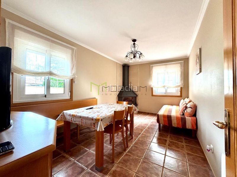 Foto e8009326-c696-4ce0-acf8-efdb6aa3bf76. Casa amb calefacció aparcament a Bertamirans Ames