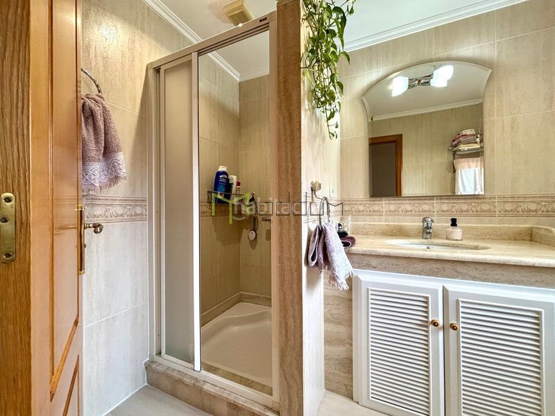 Foto ef1d44f5-238f-4e32-8b99-c284ad45a7c3. Casa amb calefacció aparcament a Bertamirans Ames