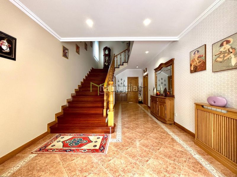 Foto f8ed5c4b-ec8a-4e1f-bd91-671ba045ef6d. Casa amb calefacció aparcament a Bertamirans Ames