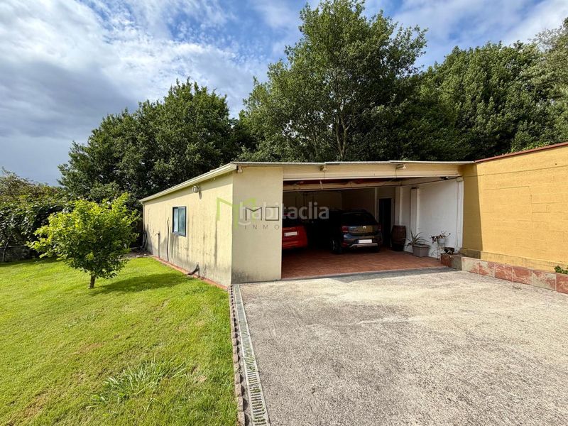 Foto 9093cb70-9262-4498-acac-7dffb23f7860. Casa en lugar pedreira 76 en Teo