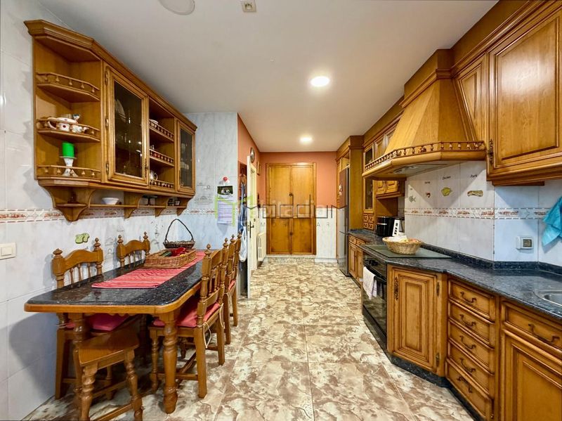 Foto 912d2ea4-59e5-4928-88d1-f6017f136250. Casa en lugar pedreira 76 en Teo