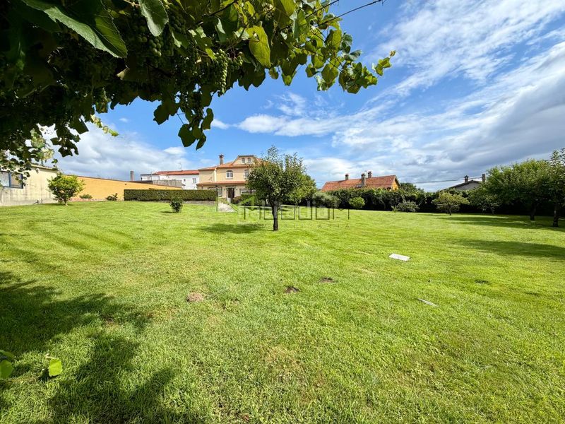 Foto 95a7090b-e6d5-423d-847d-20ebd71b5529. Casa en lugar pedreira 76 en Teo