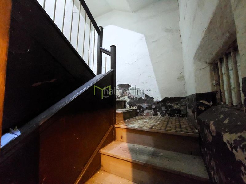 Foto 5f7eb27a-1f93-4356-8625-9751f80bf84e. Casa amb calefacció a Casco Histórico Santiago de Compostela