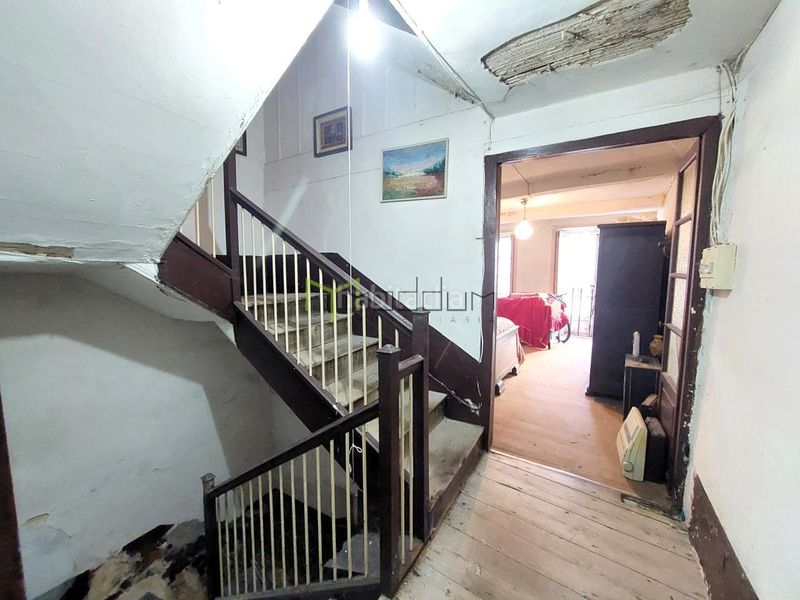 Foto 789a78cc-ab53-4c5f-bf26-52ccef1a6508. Casa amb calefacció a Casco Histórico Santiago de Compostela