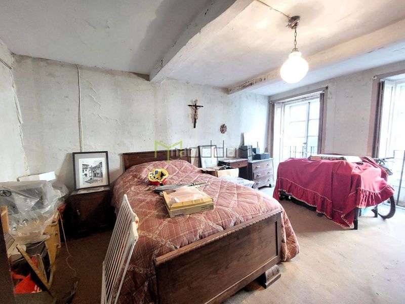 Foto ac956d0b-e1da-4626-85fe-1aac86537029. Casa amb calefacció a Casco Histórico Santiago de Compostela
