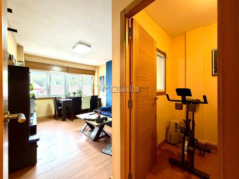 Foto b298c48d-00c2-4235-87f5-3e50f691415a. Flat with heating in A Salgueira - O Castaño Vigo