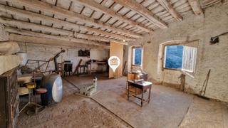 Casa a Rocaferrera. Masía en llavaneres