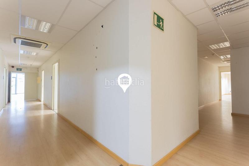 Foto e744b430-9a7e-468a-999c-31f177fcb52a. Local comercial a Centre Mataró