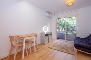 Lloguer Loft a El Palau - Escorxador. Estudio amueblado casi nuevo