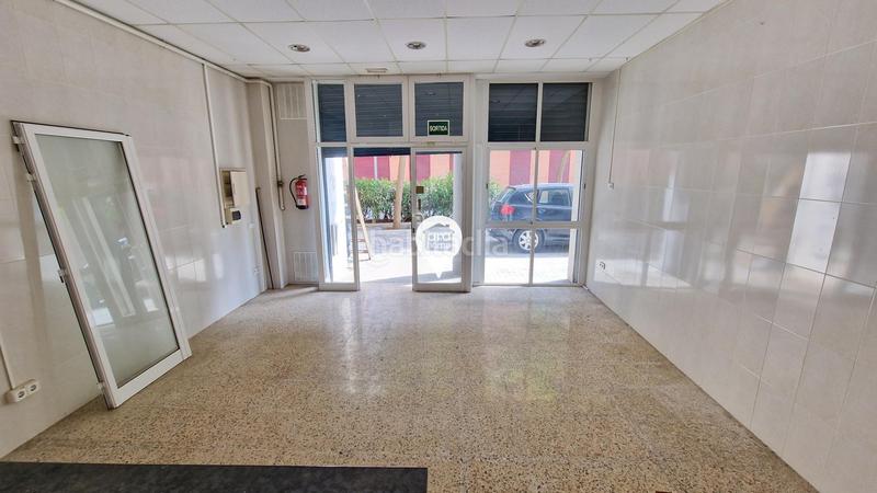 Foto bb007682-7e84-40e2-8c1c-63b938954937. Local comercial a Cerdanyola Nord Mataró