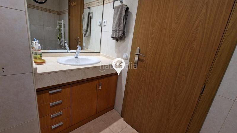 Foto b0493481-95fe-4701-8e6b-5e469a02ff24. Flat with heating parking in Centre Mataró