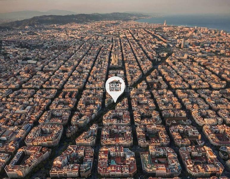 Foto ead13c1f-c845-4f31-8652-d14e8c5eb91b. Alquiler parking coche plaza de parquing! en Fort Pienc Barcelona