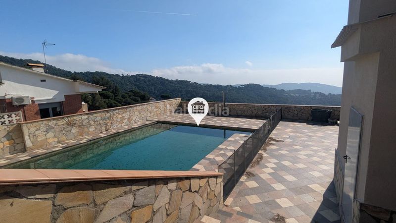 Foto fc066b7c-9b25-4395-bcfd-9e04e48db614. Xalet amb aparcament piscina a Sant Cebrià de Vallalta