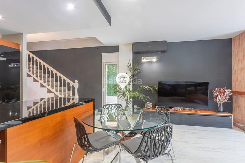 Foto 0eea9845-ff43-4260-bdbd-95612f95f164. Xalet amb aparcament piscina a Dosrius poble Dosrius