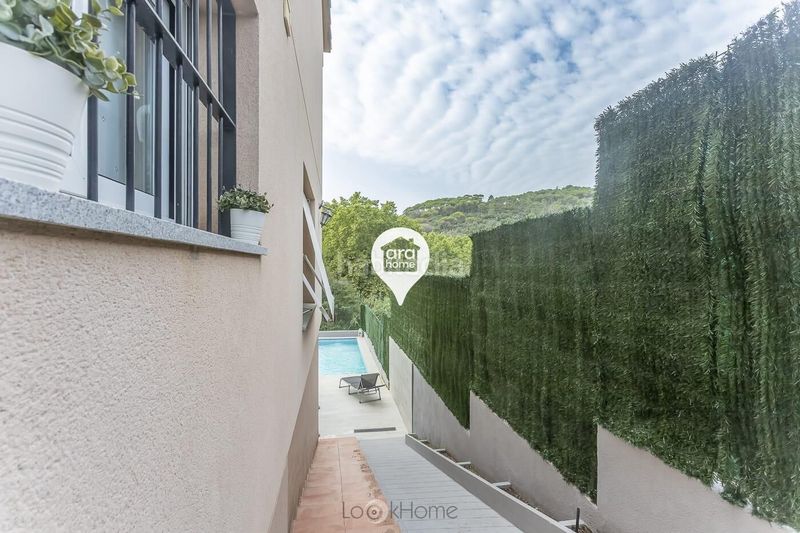 Foto 17f8c345-7879-4a42-b4fe-83c98e423242. Xalet amb aparcament piscina a Dosrius poble Dosrius