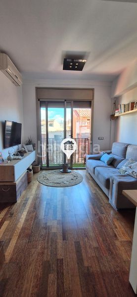 Foto cf16c517-a251-4d36-babc-8595d32644c0. Àtic amb calefacció a Centre Mataró