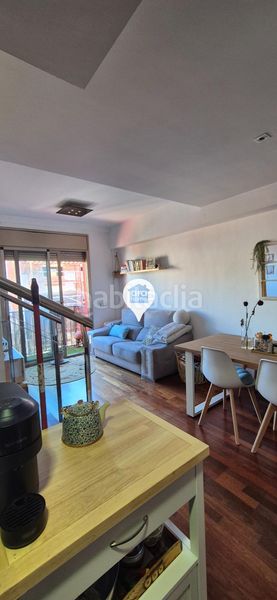 Foto e00f4707-2536-4beb-8408-312299c02436. Àtic amb calefacció a Centre Mataró