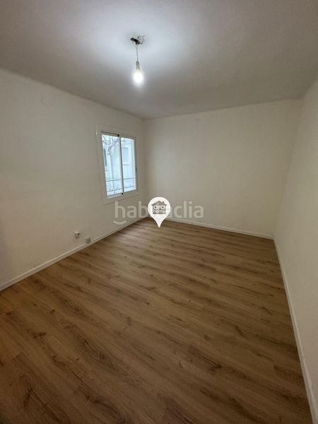 Foto a823130b-fba2-43c6-9ea7-6137d9701c74. Pis a Peramàs Mataró
