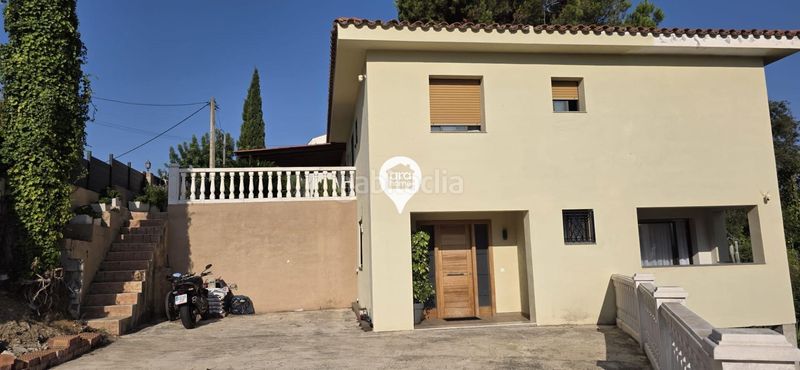 Foto a9a34268-3b5a-4ce5-a3c1-e5af8613e975. Chalet con riscaldamento parcheggio in Urbanitzacions Argentona