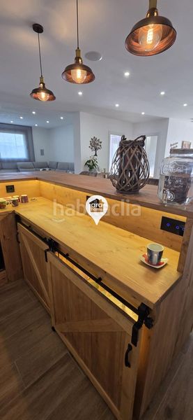 Foto b8adf984-74fa-4e6e-9310-79c84a8ea190. Chalet con riscaldamento parcheggio in Urbanitzacions Argentona
