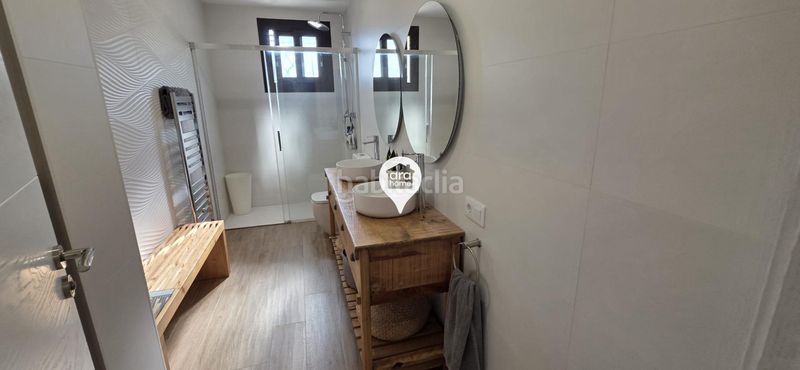 Foto eb761168-e4d8-4714-a994-67126b7ce683. Chalet con riscaldamento parcheggio in Urbanitzacions Argentona