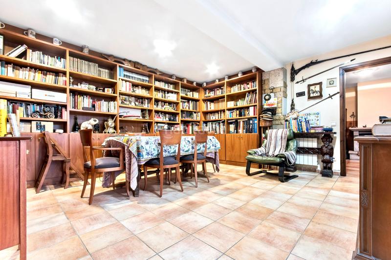 Foto 42a7f734-1609-4709-9805-96756d463d94. Chalet avec cheminée chauffage parking dans Sector Est Premià de Mar