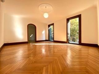 Miete Büro in Carrer de valència 235