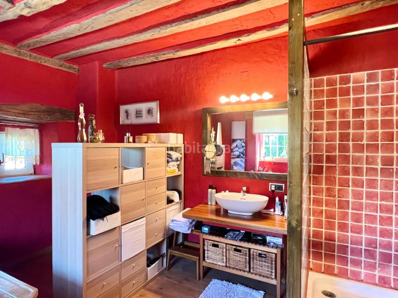 Foto 052f6257-58ec-4f4e-bd8f-94835322ed00. Reihenhaus mit heizung parking pool in Condado de Treviño