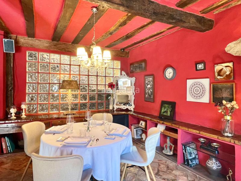 Foto 180d20e5-884d-45a9-b810-421b5364125f. Reihenhaus mit heizung parking pool in Condado de Treviño