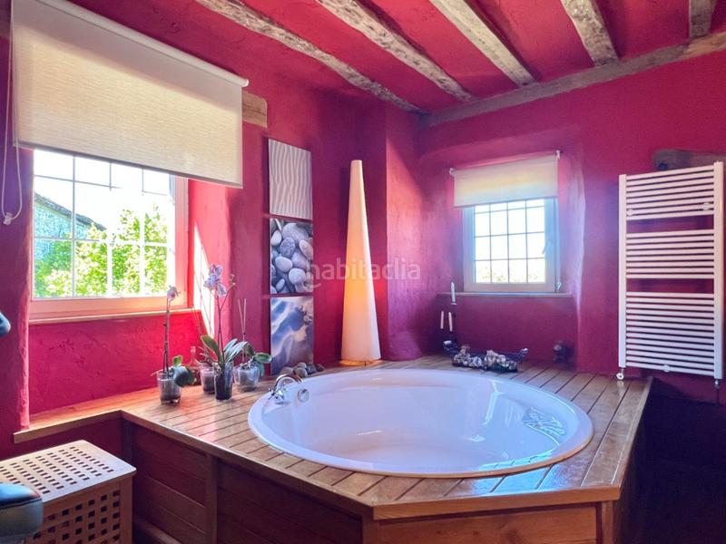 Foto 8d520178-7fcf-4205-bfab-b93d9f666a05. Reihenhaus mit heizung parking pool in Condado de Treviño