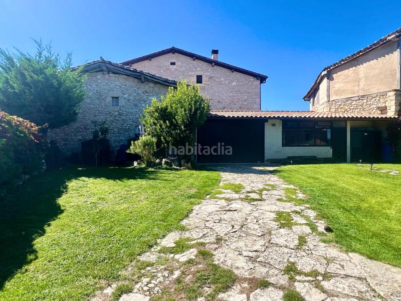 Foto d733fb28-ec25-4fb7-b0ab-82cc602a5132. Reihenhaus mit heizung parking pool in Condado de Treviño