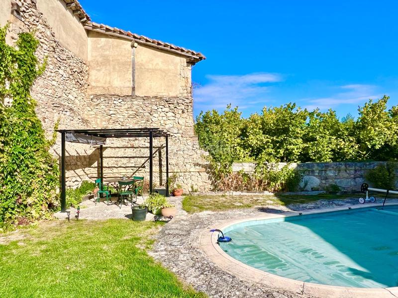 Foto e1c5574c-1c64-47ff-8832-6b82747505c3. Reihenhaus mit heizung parking pool in Condado de Treviño