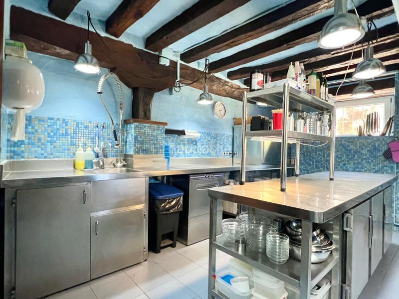 Foto e58b917d-f62c-4a32-9297-5671a784a749. Reihenhaus mit heizung parking pool in Condado de Treviño