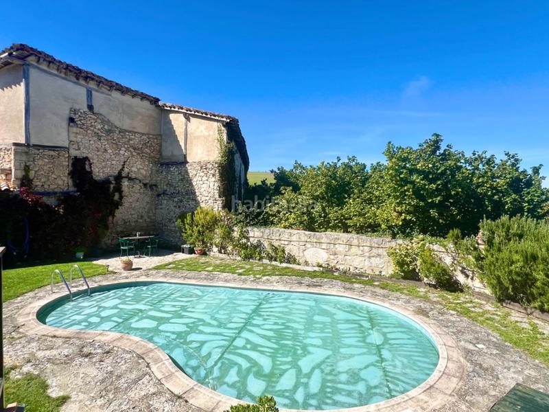 Foto f024e7b5-9a1f-4d17-aed2-8871fe4d6847. Reihenhaus mit heizung parking pool in Condado de Treviño