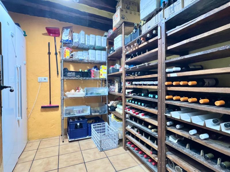 Foto f7a04856-adbb-4b1a-b094-82b0f8c9ce28. Reihenhaus mit heizung parking pool in Condado de Treviño