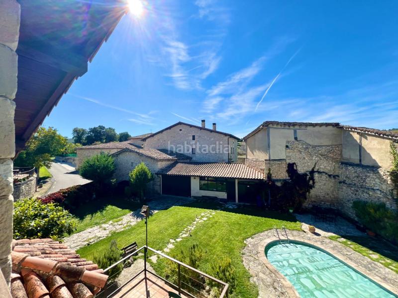 Foto fe9f7e49-bc52-4718-b6c9-48514340d832. Reihenhaus mit heizung parking pool in Condado de Treviño