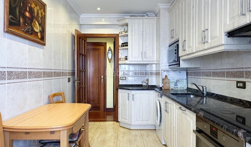 Foto dc6fee97-8a7c-4c00-8f8e-e272da2a6665. Appartement avec chauffage dans Egia Donostia - San Sebastián