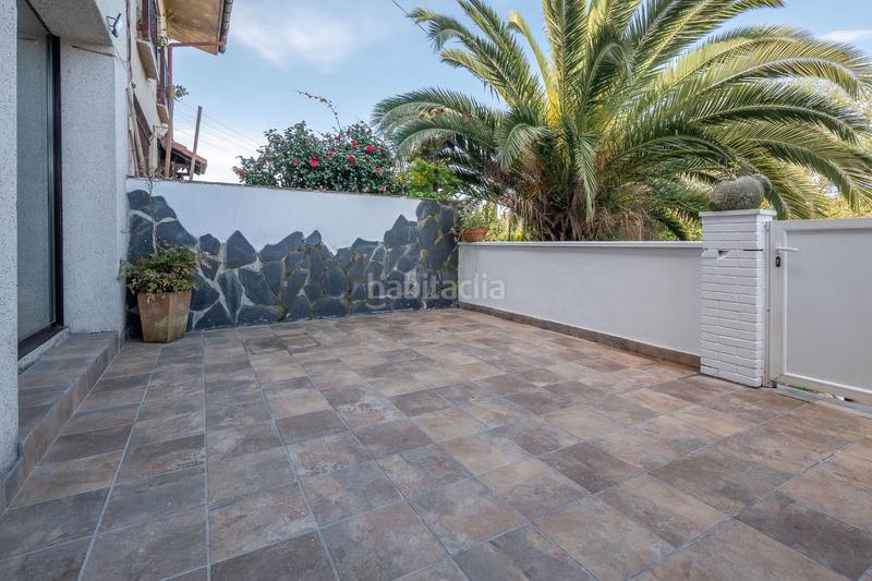 Foto 1c8bda67-b722-489a-8776-de57551fe672. Casa a schiera con riscaldamento parcheggio in Altza Donostia - San Sebastián