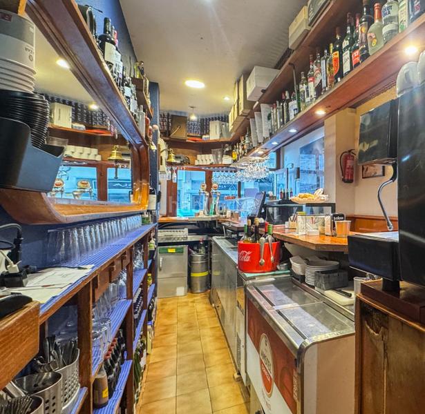 Foto 42ae6488-2e6c-4803-a4f9-26127cf041c6. Traspàs local comercial a Gros Donostia - San Sebastián