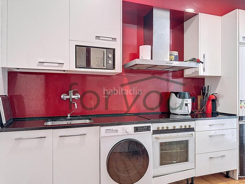 Foto 06a75b7b-1520-4a7d-9aca-f79b12454d6f. Pis amb calefacció a Egia Donostia - San Sebastián