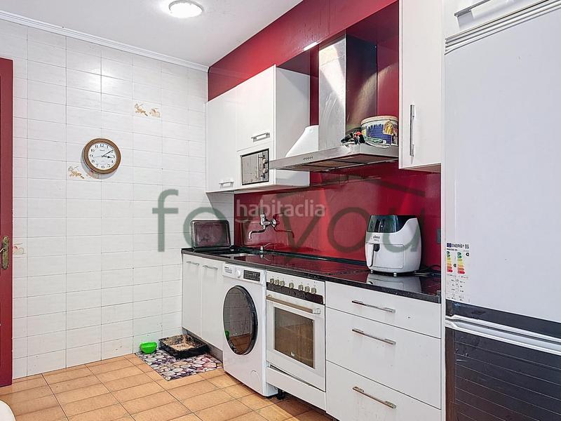 Foto 472604f4-d824-4ae3-92e2-4a8a28763abe. Pis amb calefacció a Egia Donostia - San Sebastián