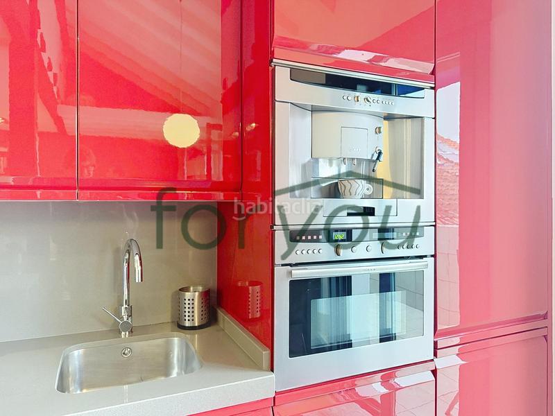 Foto 533cfab9-534e-4013-995f-787f52a78ab4. Attico con riscaldamento in Parte Vieja Donostia - San Sebastián