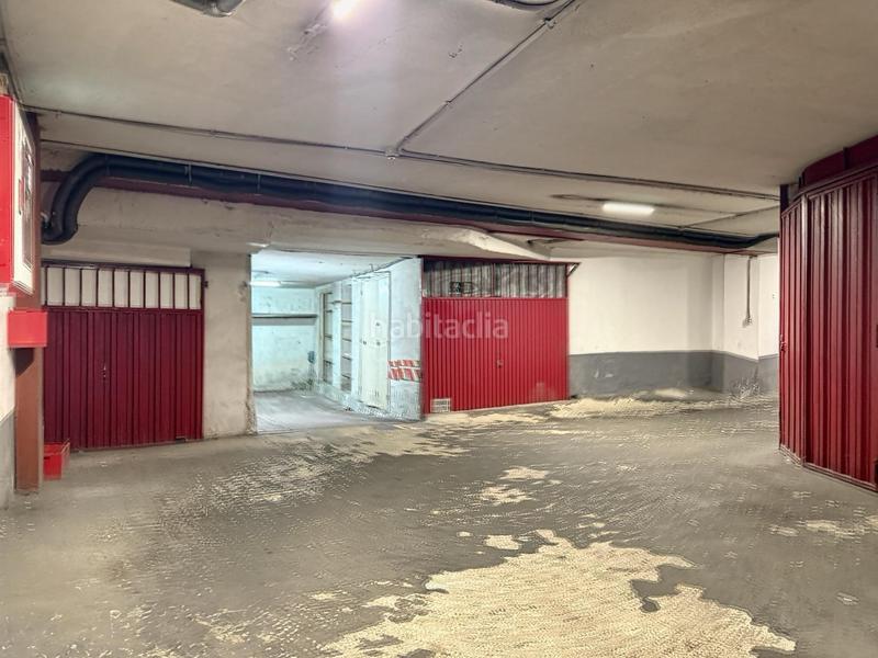 Foto ffdffcca-6df4-452e-89a5-fe649cbaa944. Autoparkplatz in Egia Donostia - San Sebastián